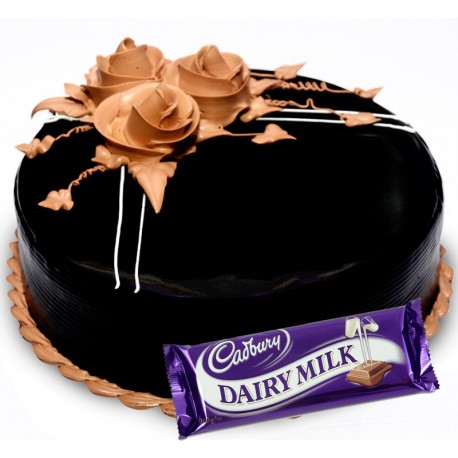 Chocolate Truffle Cake with Chocolates